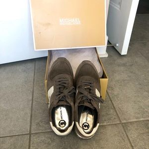 Michael Kors sneakers size 6